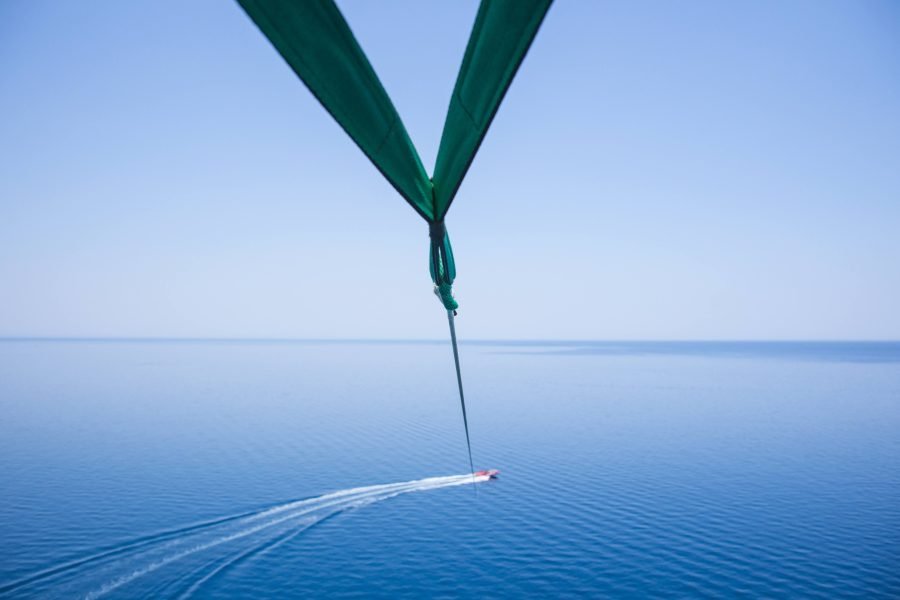 parasailing in bali