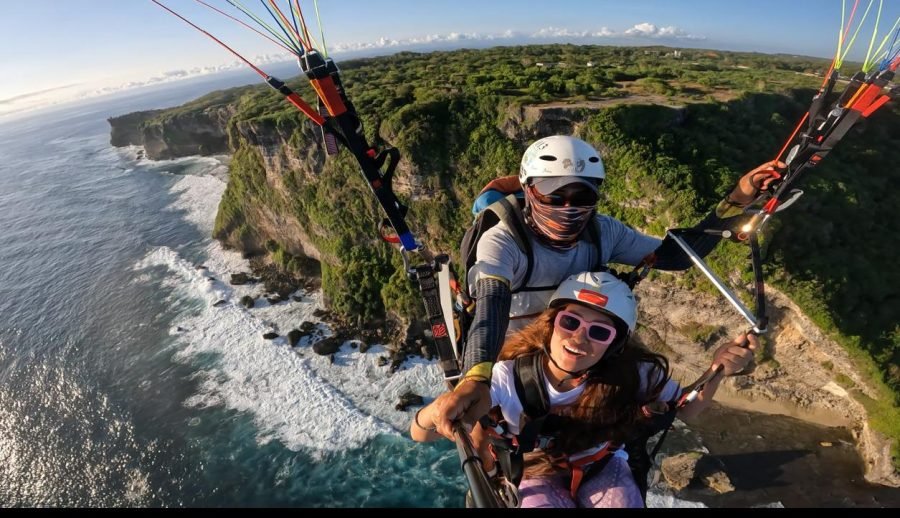 uluwatu paragliding